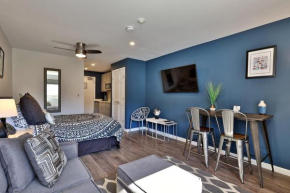 Killington Center #541 Renovated Studio with Kitchenette on Bus Route and Summer Pool!